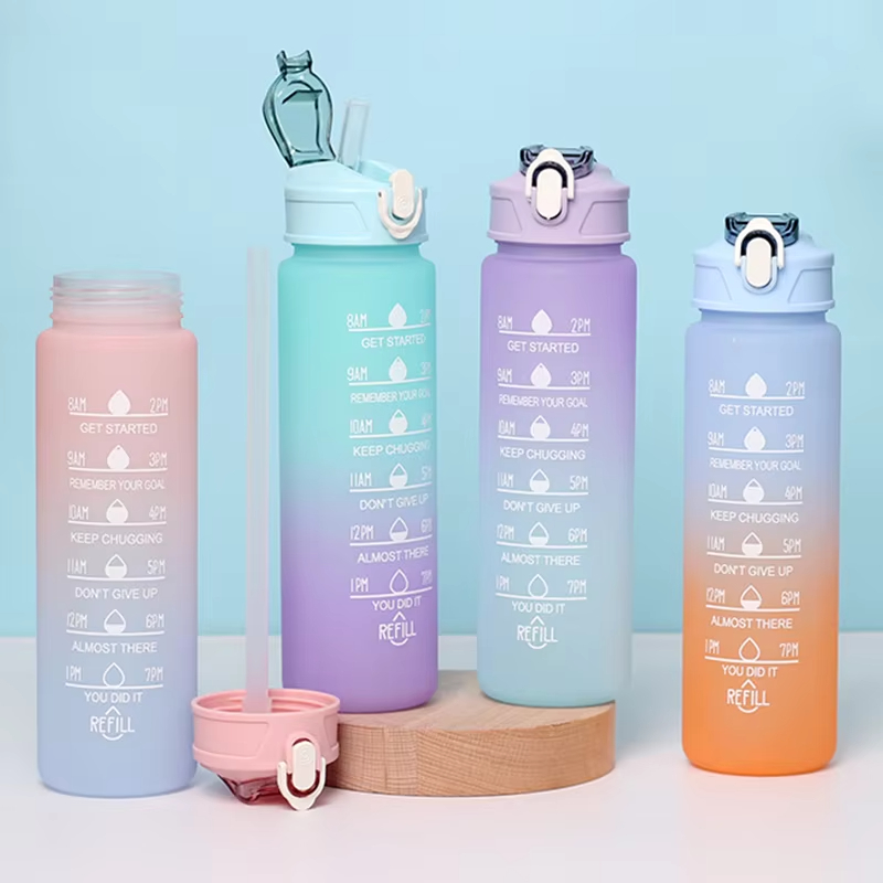 Smart Water Bottle Tracker - Bouteille d'eau de sport en plastique