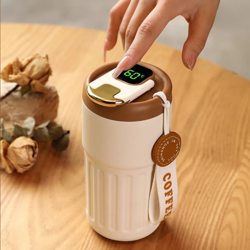 Tasse à café à isolation intel - Smart Water Bottle Tracker avis et prix